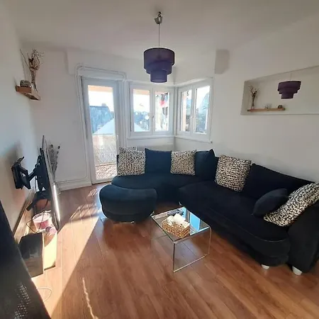 Apartment Classe 3 Etoiles, Parking Gratuit, Proche Centre-ville